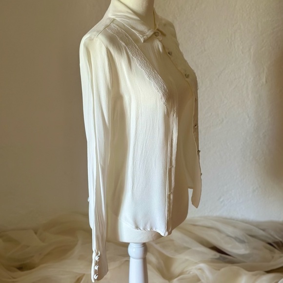 OG Reformation! White Lace Buttoned Blouse, XS - Picture 13 of 15